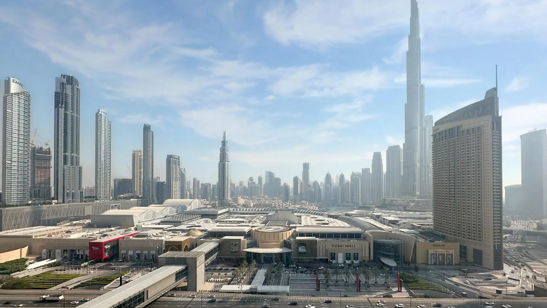 Stylish 2 Bedroom Dior-Inspired Apartment Connected To Dubai Mall