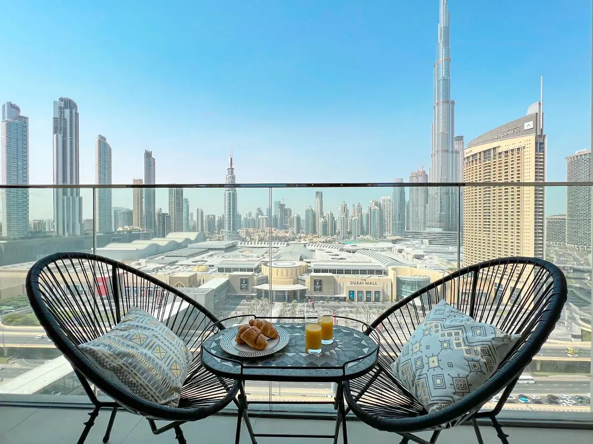 Stylish 2 Bedroom Dior-Inspired Apartment Connected To Dubai Mall location