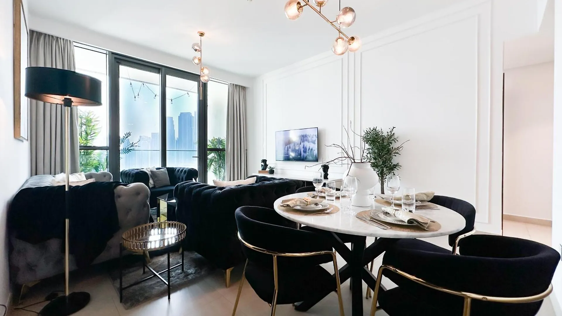 Stylish 2 Bedroom Dior-Inspired Apartment Connected To Dubai Mall