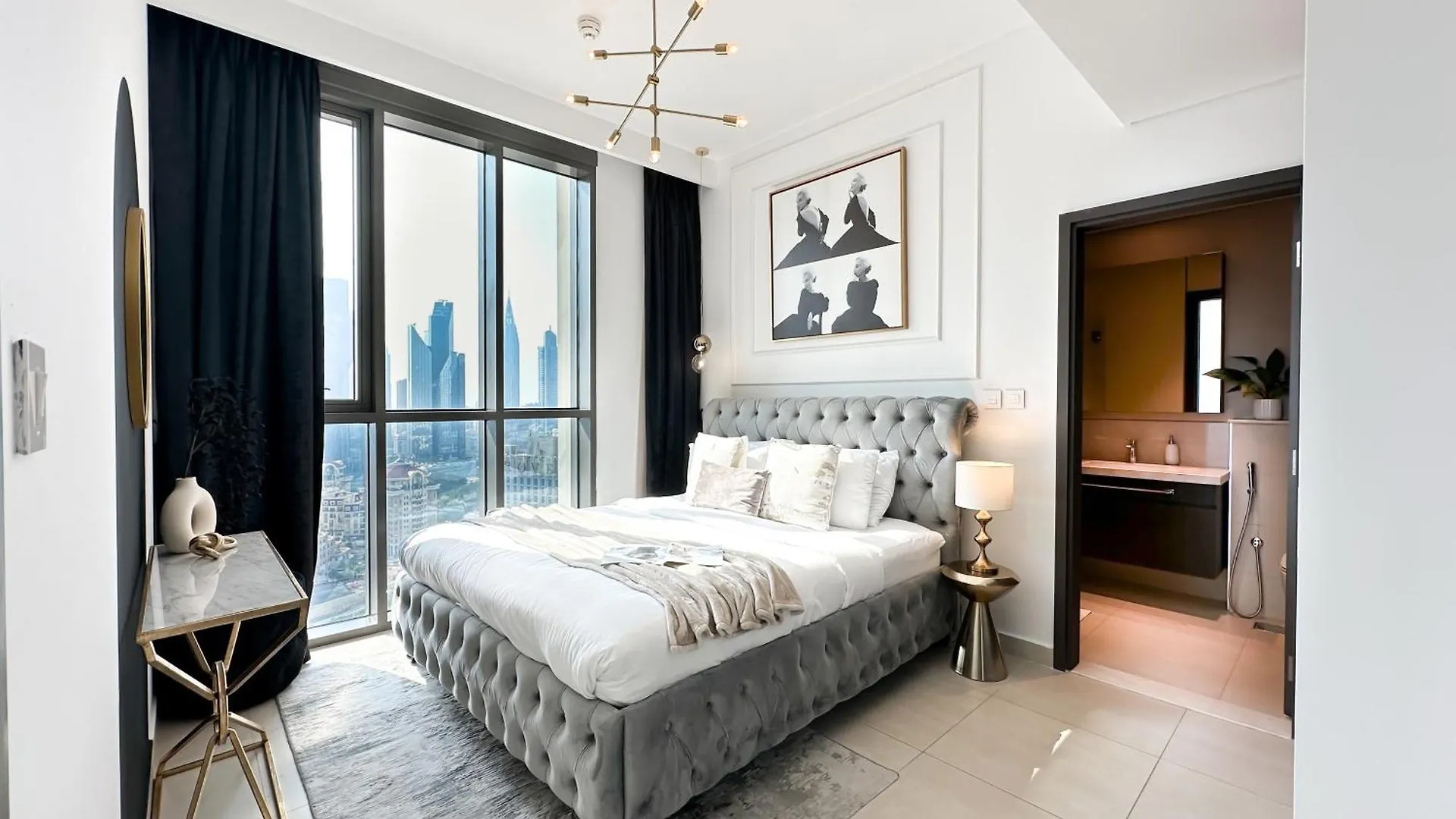 Stylish 2 Bedroom Dior-Inspired Apartment Connected To Dubai Mall 0*,  United Arab Emirates